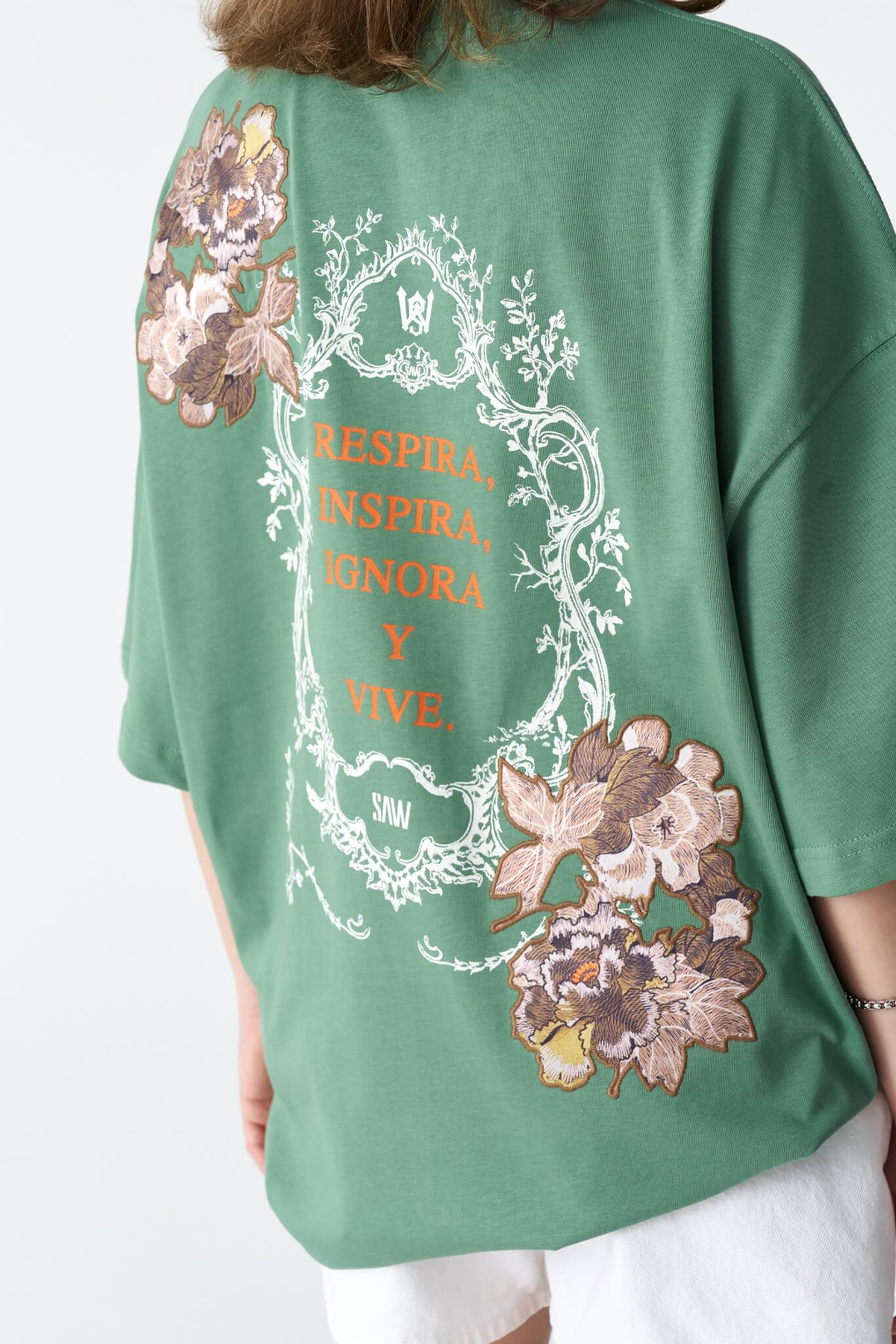 Respira Graphic Tee - Green