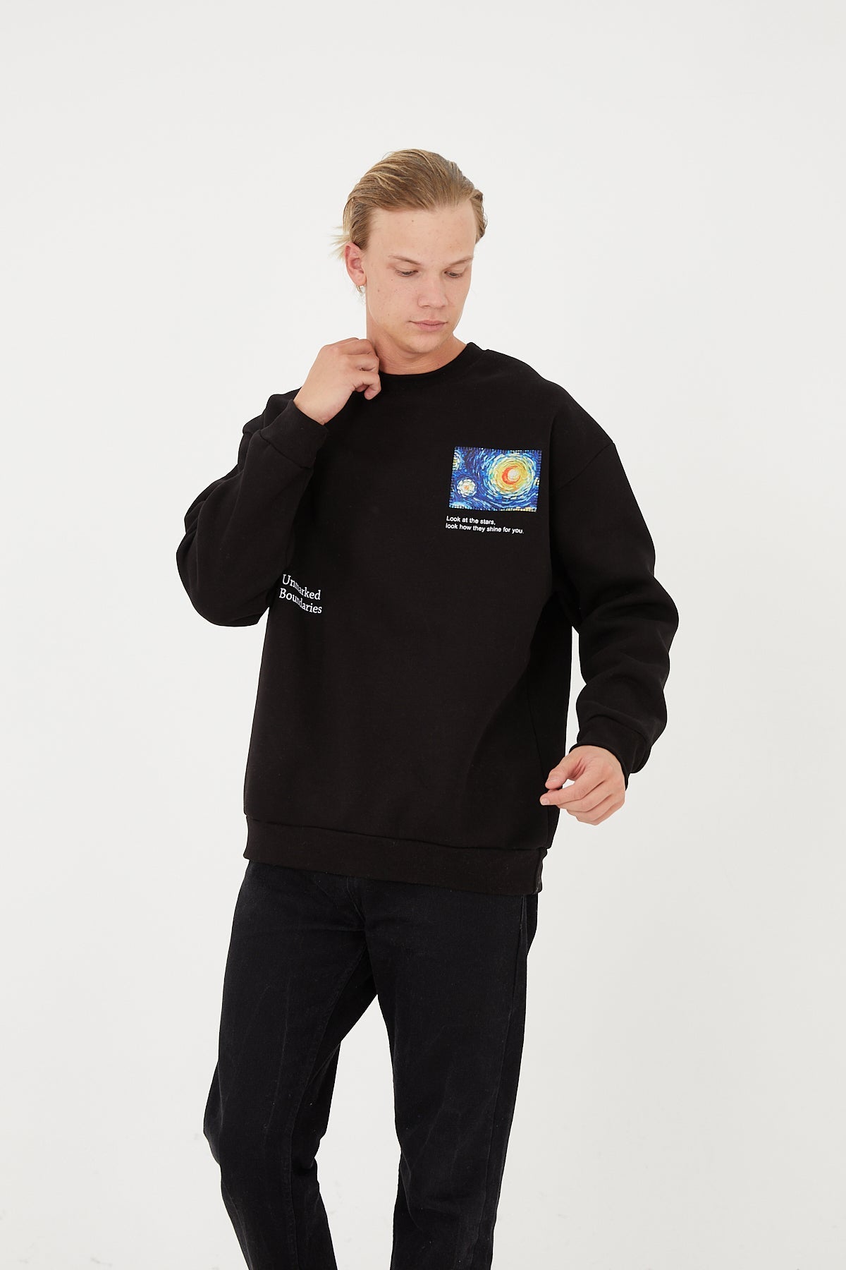 Unmarked Boundaries Sweater Black